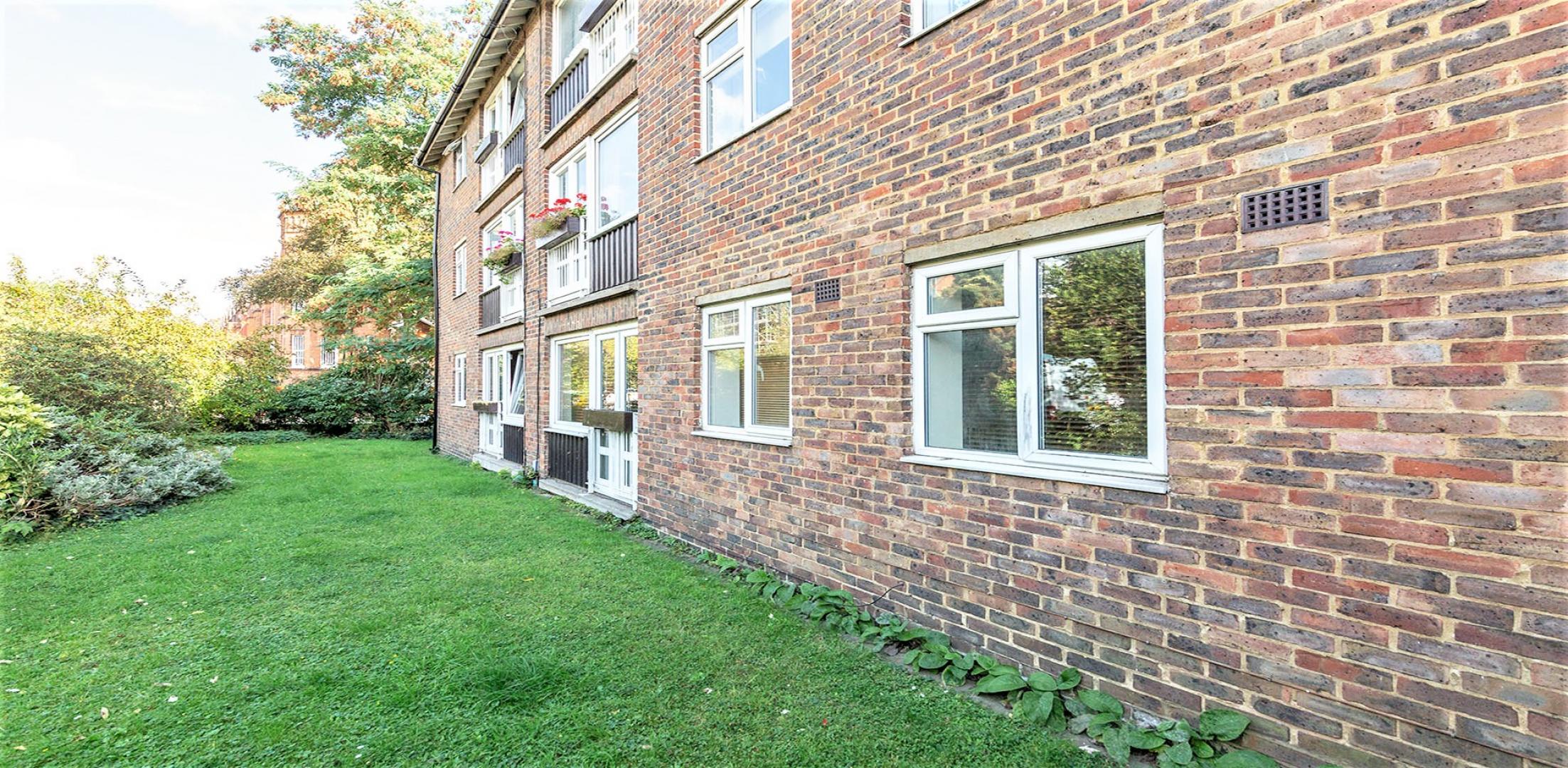 			NEW INSTRUCTION, 2 Bedroom, 1 bath, 1 reception Flat			 Greencroft Gardens, WEST HAMPSTEAD